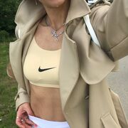 ,   Erika, 30 ,     , c 