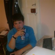  ,   Axa, 32 ,   