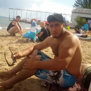  ,   Rus, 33 ,   ,   