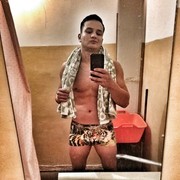  ,  Sherzod, 31