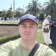  ,   Armen, 32 ,   ,   