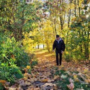  ,   Serge, 44 ,   ,   