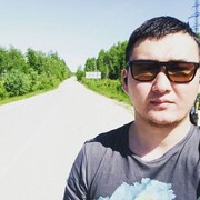  ,   Marat, 29 ,   ,   