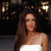  ,   Hanna, 37 ,   ,   