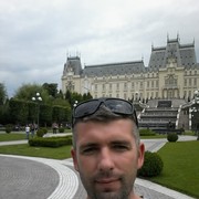  ,   Serj, 42 ,   ,   , c 