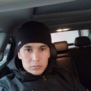  ,   Nizomiddin, 33 ,   ,   