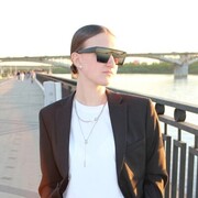  ,  angelina, 18