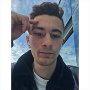  ,  Burak, 22