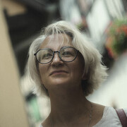  ,   Elena, 45 ,   ,   