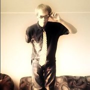  ,   Loony, 33 ,   