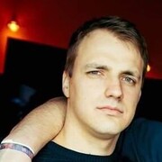 ,  Maksim, 31