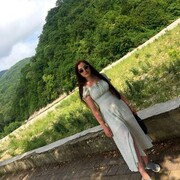  ,   Mia, 28 ,   ,   