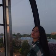  ,  Viktoria, 21