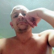  ,   Maksym, 40 ,   ,   