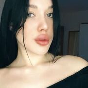  ,   Veronika, 19 ,   