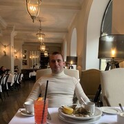  ,   Phil, 35 ,   c 