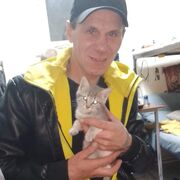  ,   Maxim, 42 ,   ,   , c , 