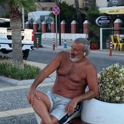  ,   Hamdi, 52 ,   ,   