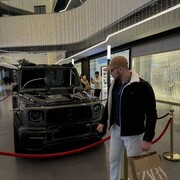  ,   Izzatuloh, 24 ,   ,   