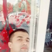  ,  Komiljon, 31