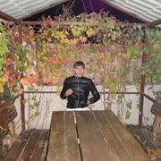  ,  Artur, 34