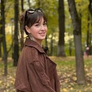  , Anya