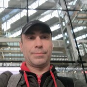  ,  Maksims, 44