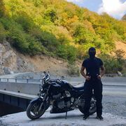  ,   Bacho, 33 ,   c 