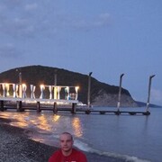 --,   , 33 ,   c 