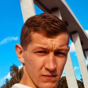  ,  Mihails, 32