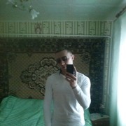  ,  Denis, 32