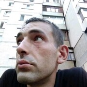  ,  Miha, 33
