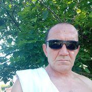  --,   Artiom, 41 ,   ,   