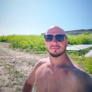  ,  Igor, 37