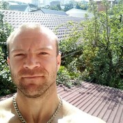  ,   Roman, 37 ,   c 