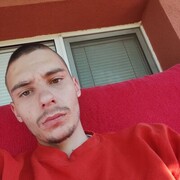  ,  Vasil, 22