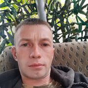  ,  Pavel, 32