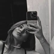  , 