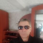  ,  Farhat, 52