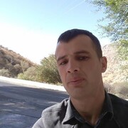  ,  Marufbek, 33