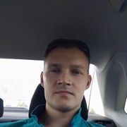  ,   Anatolyi, 37 ,   c 
