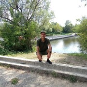   ,  Pasha, 33