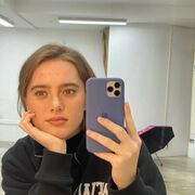  ,   Linda, 32 ,   c , 