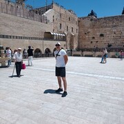  Tel Aviv-Yafo,   Arsenii, 35 ,   ,   , 