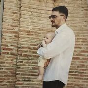  ,   Vako, 28 ,   ,   