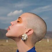  ,   Lada, 44 ,   , 