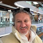  ,  Alex Ben, 58
