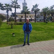  ,  Miko, 42