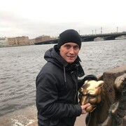 ,  Andi, 48