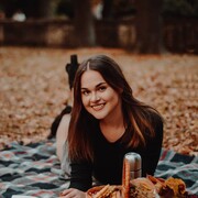  ,   Julia, 29 ,   ,   , c , 